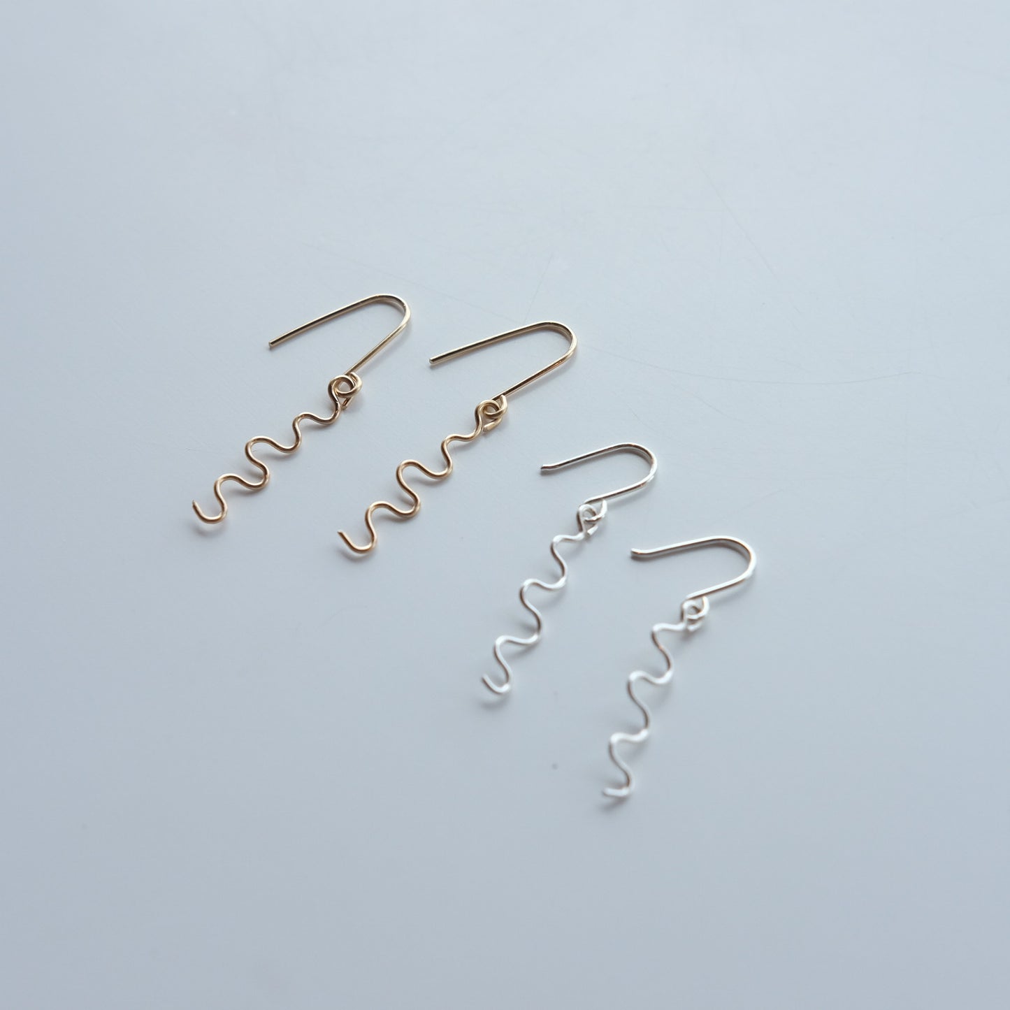 Waves 14K Gold Filled Wire